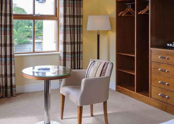 Cryans Otel County Leitrim